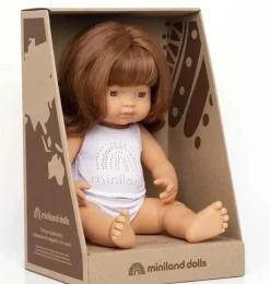 Miniland-Puppenmädchen mit roten Haaren